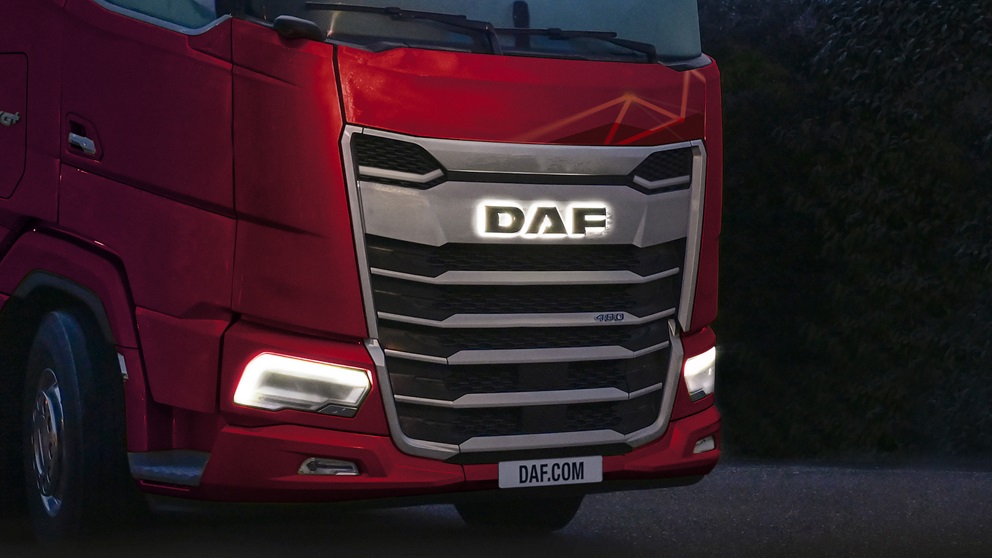 Parts-Accessoires-DAF-LED-LOGO-1600x900-166150